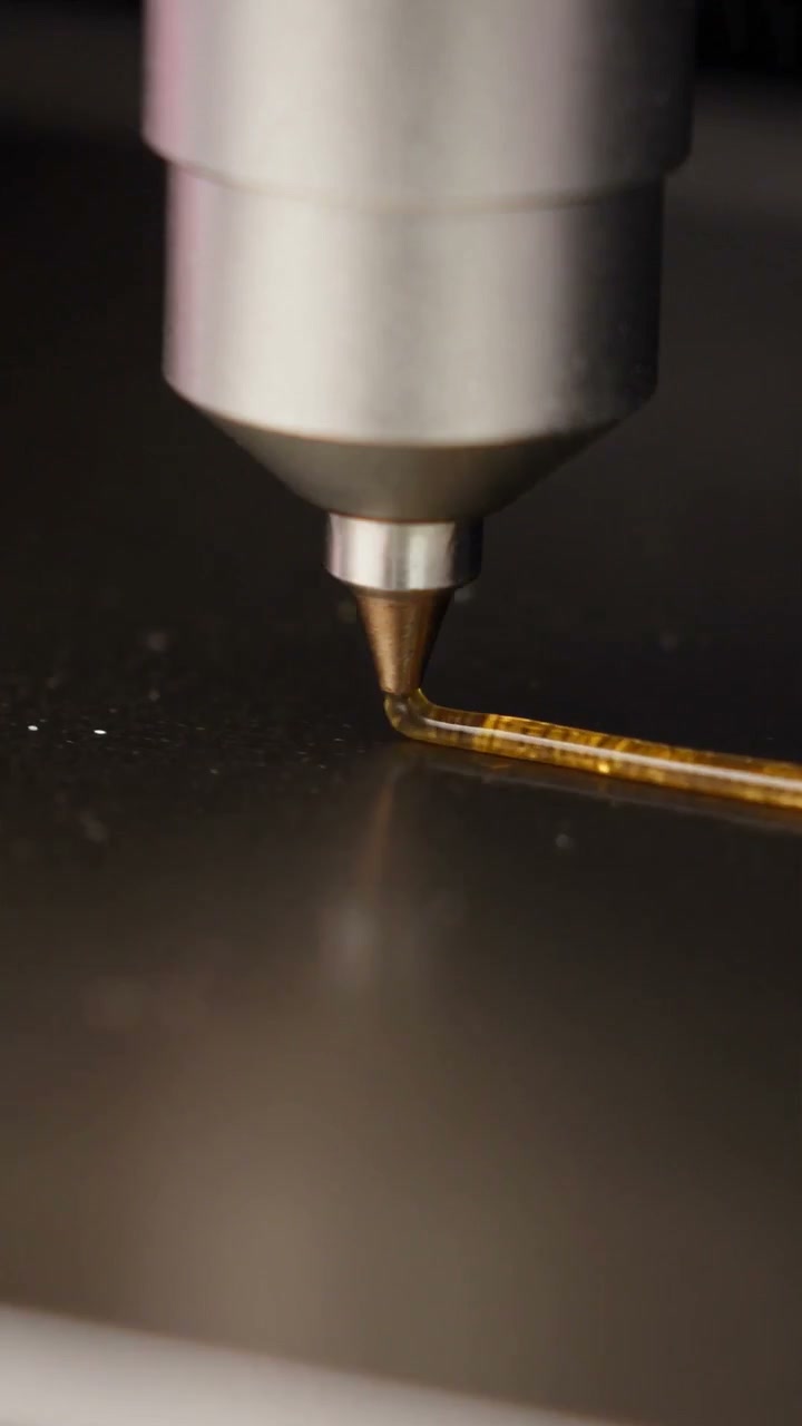 Step 3: Watch it print — outline amber sugar doodle on the Candy Doodle machine